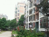 南北通透，周邊配套實施齊全，居家方便