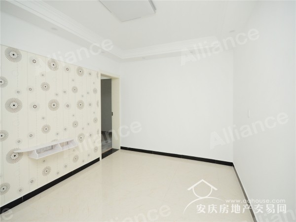 缺錢(qián)，有需要的電話聯(lián)系我，急售